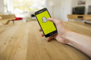 Snapchat Launches New Option To Display eBay Listings